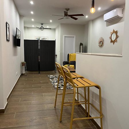 Acogedor Apartamento En La Buhaira Siviglia Esterno foto