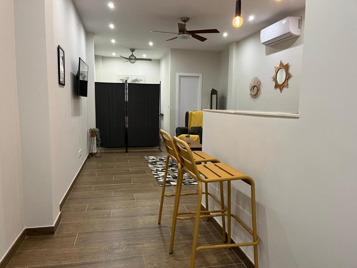 Acogedor Apartamento En La Buhaira Siviglia Esterno foto